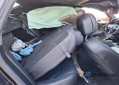 2014 Maserati Quattroporte S z USA, uszkodzony, nr VIN ZAM56RRA2E1110212